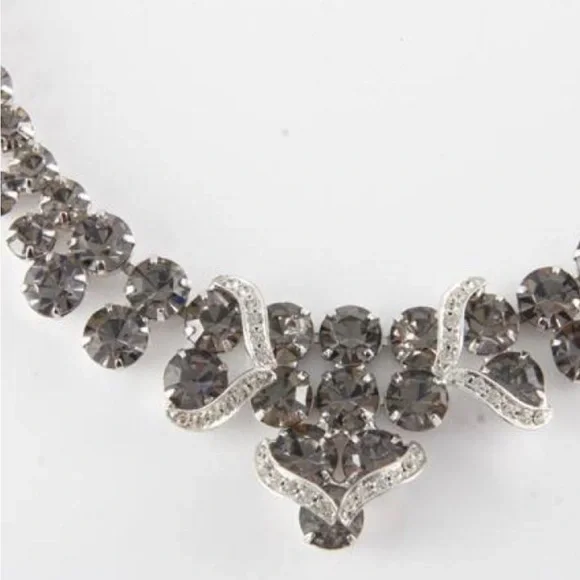 Weiss smoked crystal necklace and clip earrings - Picture 4 of 11